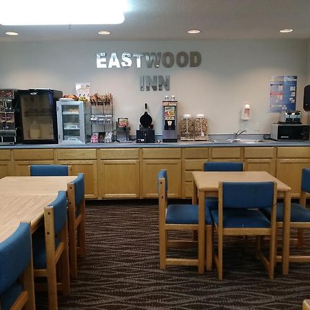 Eastwood Inn Motley ภายนอก รูปภาพ
